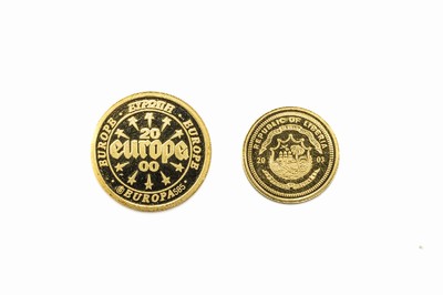 Konvolut 2 Goldmedaillen, 1 x "Europa Kalender 2000" in Gold, GG 585/000, 1111 Kompl.-Editionen, 1.56 g, in Kapsel; 1 x 25 Dollar Euroland ...