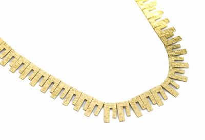 8 kt Gold Collier, GG 333/000, aus unterschiedlich langen Stäbchen, L. variabel ca. 41 - 44.5 cm, Federringschließe, ca. 12.6 g