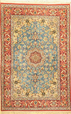 Esfahan fein, Persien, ca. 50 Jahre, Korkwolle mit und auf Seide, ca. 162 x 106 cm,ca. 1,0 Mio. Kn/qm, EHZ: 1-2