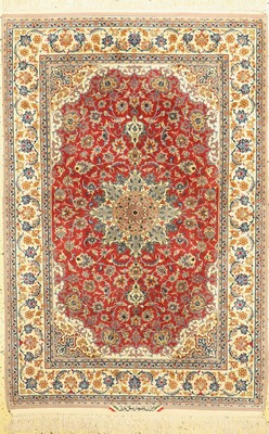 Esfahan fein signiert, Persien, ca. 50 Jahre, Korkwolle mit und auf Seide, ca. 165 x 110 cm, ca. 1,0 Mio. Kn/qm, EHZ: 1-2