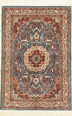 Hereke Seide fein, China, ca. 40 Jahre, reine Naturseide, ca. 90 x 62 cm, ca. 1,0 Mio.Kn/qm, EHZ: 1