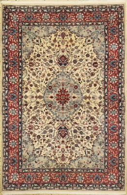 Esfahan fein, China, ca. 40 Jahre, Korkwolle auf Baumwolle, ca. 180 x 125 cm, EHZ: 2(verschmutzt)
