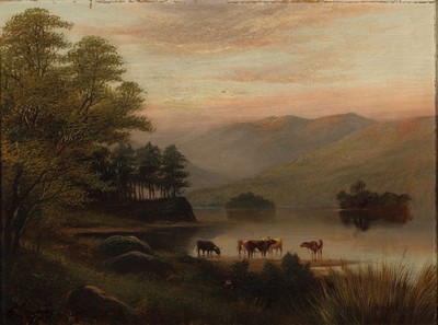 Alfred Walter Williams, 1824-1905 London, Weite Landschaft im Abendrot mit Kühen am Seeufer, Öl/Lwd, rechts unten signiert, links unten bezeichnet: ...