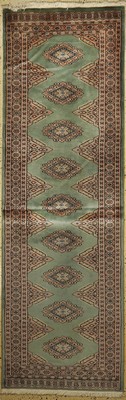 Buchara alt, Pakistan, ca. 30 Jahre, Wolle auf Baumwolle, ca. 241 x 77 cm, gereinigt, EHZ: 1(gebraucht)