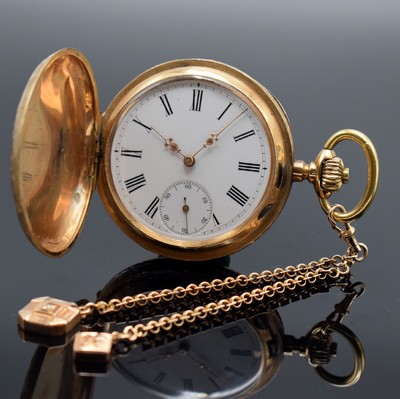 Herren-Savonette Taschenuhr in RG 585/000 mit Chatelaine in RG 585/000, Schweiz um 1900, 3-Deckel Goldgeh. l. dell., beide Außenschalen aufw. grav., ...