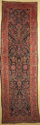 Hamadan alt, Persien, um 1960, Wolle auf Baumwolle, ca. 415 x 132 cm, EHZ: 3
