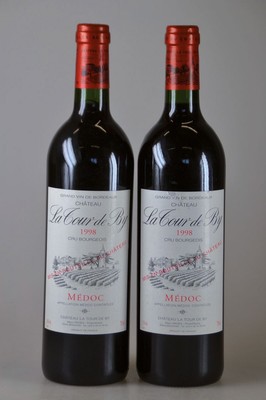 5 Flaschen 1998 Chateau La Tour de By, Medoc, Cru Borgeois, Grand Vin de Bordeaux, ca. 750ml, 13% Vol., High Fill, guter Erhaltungszustand, in orig. ...