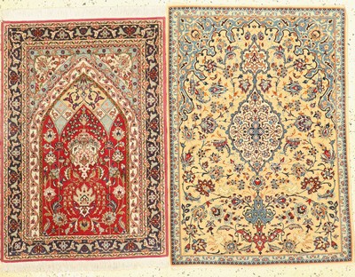 2 Persische Poshtis, Esfahan fein & Täbriz fein, ca. 50 Jahre, Korkwolle auf Seide, ca. 95 x 70 cm, EHZ: 2
