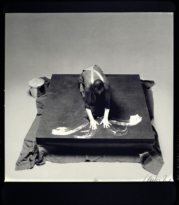 Günther Uecker, geb. 1930, Granolithografie auf dickem Velin, handsign., vom Fotograf Rolf Schroeter ebenso handsign., dat.(19)81, ...