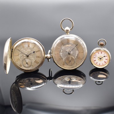 Konvolut 3 Silbertaschenuhren, Schweiz / England um 1880, 2 schwere, englische Taschenuhren mit Silber-Zifferblättern und röm. Goldzahlen, nach ...
