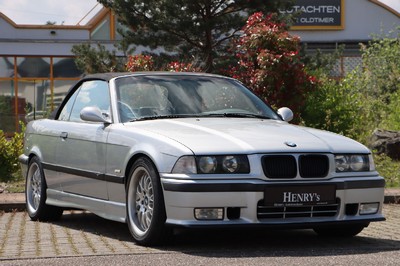 BMW 320i E36 Cabriolet, Fahrgestellnummer: WBABJ31050ER17473, EZ 10/1998, Laufleistung ca. 200.500 km abgelesen, HU 05/2024, 110 kW/150 PS, ...