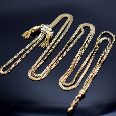 Taschenuhrkette in GG 585/000, L. ca. 75 cm, Gew. ca. 43g, Länge durch Kettenschieber verstellbar, in gebrauchsfähigem Zustand