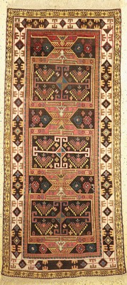 Antiker Kazak, Kaukasus, um 1900, Wolle aufWolle, ca. 240 x 114 cm, EHZ: 3, restauriert
