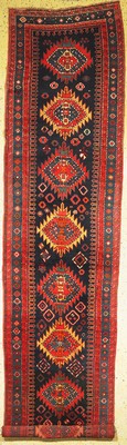 Antiker Kazak, Kaukasus, um 1900, Wolle aufWolle, ca. 520 x 115 cm, EHZ: 2