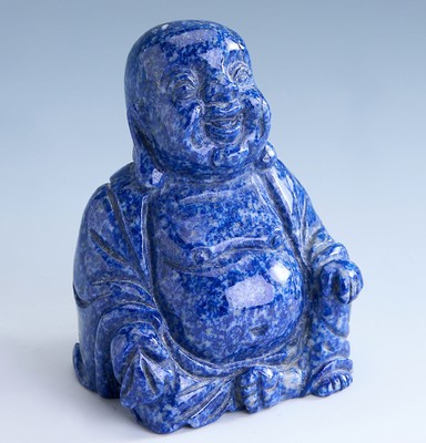 Lapislazuli-Skulptur, vollplastische Darstellung eines sitzenden Buddhas, ca. 9 x 7.5 x 4.5 cm