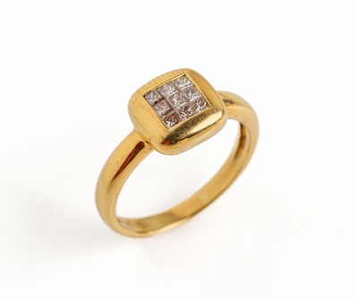 18 kt Gold Diamant-Ring, GG 750/000, 9 Diamant-Carrees zus. ca. 0.30 ct feines Weiß/ vs, RW 58, ca. 6.3 g