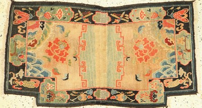 Sattelauflage antik, China, um 1900, Wolle auf Baumwolle, ca. 115 x 65 cm, EHZ: 2-3, restauriert