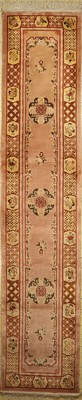 China Seide, ca. 40 Jahre, reine Naturseide, ca. 335 x 68 cm, EHZ: 1-2