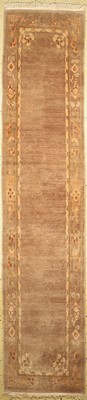 Nepal alt, ca. 60 Jahre, Wolle auf Baumwolle, ca. 373 x 81 cm, EHZ: 1-2, kleine Fleck
