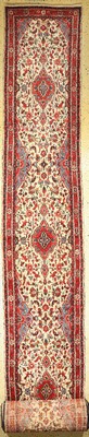 Mehraban alt, Persien, ca. 60 Jahre, Wolle auf Baumwolle, ca. 933 x 82 cm, EHZ: 1-2