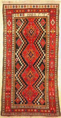 Karabagh antik, Kaukasus, datiert 1901, Wolle auf Wolle, ca. 280 x 150 cm, leicht verfärbt, EHZ: 2, kleine Restaurierung
