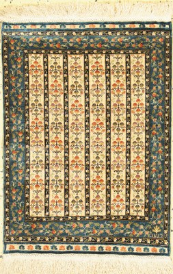 Hereke Seide sehr fein, Türkei, signiert(Chinar), ca. 40 Jahre, reine Naturseide, ca. 48 x 35 cm, ca. 1,4 Mio. Kn/qm, EHZ: 1