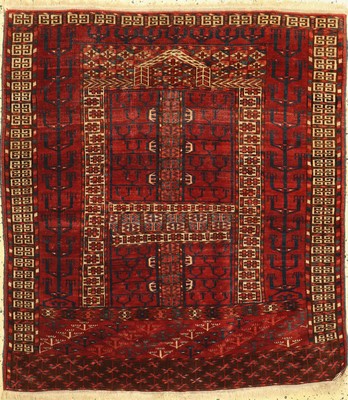 Tekke Engsi antik, Turkmenistan, um 1900, Wolle auf Wolle, ca. 135 x 122 cm, EHZ: 3