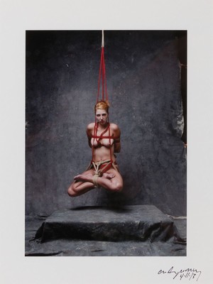 Craig Morey, geb. 1952 Fort Wayne/Indiana, 3 Fotografien, C-Print auf Fotopapier, 3 Frauenakte, Ivy (2003), Mina (2007), Magazine -Misha (1996), ...