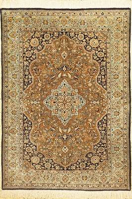 Ghom Seide alt, Persien, um 1950, reine Naturseide, ca. 158 x 108 cm, EHZ: 1-2, Fransen erneuert
