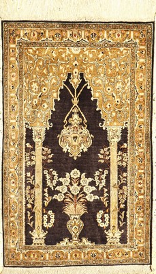 Ghom Seide alt, Persien, um 1960, reine Naturseide, ca. 127 x 80 cm, EHZ: 1-2