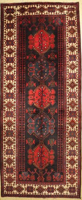 Shahsawan, Persien, um 1960, Wolle auf Baumwolle, ca. 402 x 164 cm, gereinigt, EHZ: 1-2