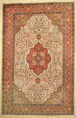 Täbriz, Persien, ca. 50 Jahre, Wolle auf Baumwolle, ca. 308 x 200 cm, EHZ: 2-3