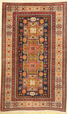 Eriwan alt, Rußland, ca. 50 Jahre, Wolle auf Baumwolle, ca. 212 x 130 cm, EHZ: 1-2(gereinigt)