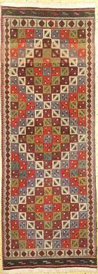 Verneh alt, Türkei, um 1940, Wolle auf Wolle, ca. 257 x 93 cm, EHZ: 1-2