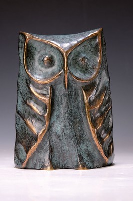 Thomas Pelzel, zeitgenössischer Künstler, Eule, Bronzeskulptur, num. 60/299, H. ca. 21cm