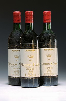 3 Flaschen 1972 Baron Philippe de Rothschild La Bergerie Mouton Cadet, Bordeaux, je ca. 730ml, Upper Mid Shoulder, Etiketten beschmutzt, Kapsel 1x ...