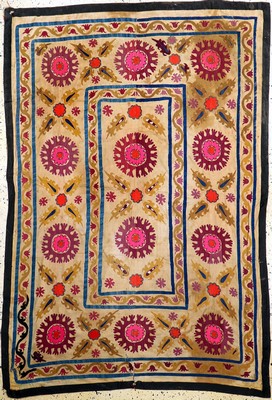 Susani antik, Uzbekistan, um 1900, Seide-Baumwollstickerei, ca. 205 x 145 cm, EHZ: 3