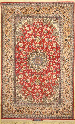 Esfahan fein Persien, signiert(Mohammad AliNasr), um 1950, Korkwolle auf Seide, ca. 250 x156 cm, ca. 1,0 Mio. Kn/qm, EHZ: 1-2, (Kelim beschädigt)