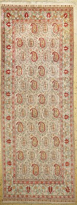 Istambul Seide"Chinar", Türkei, um 1950, reine Naturseide, ca. 235 x 90 cm, gereinigt, EHZ: 2, Metallbroschiert.
