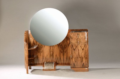 Schmink-oder Frisiertisch, Frankreich, um 1930, Art-Deco, Walnussfurnier auf Eiche, facettierter runder Spiegel, geschwungene Formen, links zwei ...