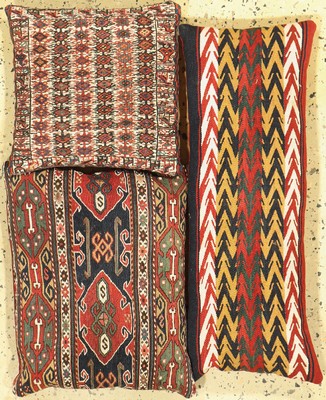 3 Kelim Kissen(gefüllt), Persien & Turkmenistan, um 1900, ca. 80 x 32 cm, EHZ: 1-2