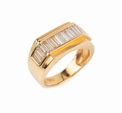 14 kt Gold Diamant-Ring, GG 585/000, 14 Diamantbaguettes und -trapeze zus. ca. 1.80 ctWeiß/si-p, RW 54, ca. 6.1 g