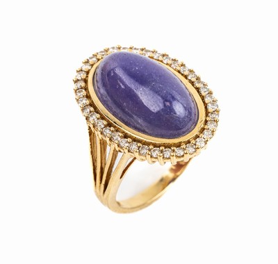 14 kt gold Tansanit-Brillant-Ring, GG 585/000, mittig ovaler Tansanit-Cabochon ca. 17.0 ct, umgeben von 36 Brillanten zus. ca. 0.70 ct Weiß/p, RW ...