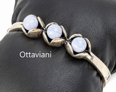 OTTAVIANI 925er Silber Armreif, 3 hellblaue Chalcedonkugeln, ca. 5.5 x 4.5 cm,Schraubschließe