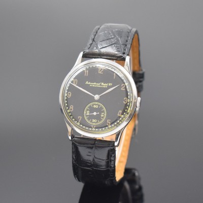 IWC Herrenarmbanduhr in Stahl mit Kaliber 83, Schweiz um 1943, Handaufzug, 3-teil. Gehäuse, Boden u. Glasrand aufgedr., rest. Zifferbl., vern. Werk ...