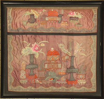 Seiden Peking-Metallstickerei antik, China,um 1900, ca. 100 x 105 cm, (gerahmt), EHZ: 2 (kleine Risse).