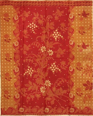 Batik Sarung Songan Tumpal Merah, Pekalongan (Java), um 1960, Baumwolle, leicht verblasst, EHZ: 2(paar geflickte Löcher), ca. 110 x 90 cm.