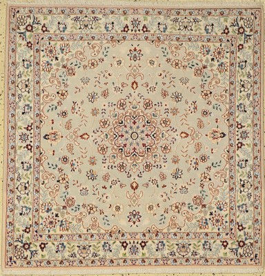 Nain fein(6 La), Persien, ca. 30 Jahre, Korkwolle mit Seide, ca. 107 x 105 cm, EHZ: 1-2