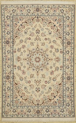 Nain fein(6 La), Persien, ca. 30 Jahre, Korkwolle mit Seide, ca. 123 x 81 cm, EHZ: 1-2