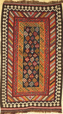 Shahsawan Kelim, Persien, um 1940, Wolle auf Wolle, ca. 178 x 100 cm, EHZ: 2(restauriert).